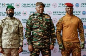 Tres países de África occidental para dejar a la ONU