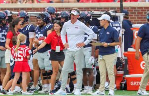 Lane Kiffin dice que la elección de Oklahoma seca como adversario anual para Ole Miss es “realmente decepcionante”