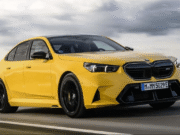 BMW BMW M5 PHEV PHEV de alto rendimiento en un sedán deportivo híbrido