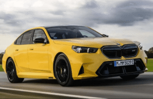 BMW BMW M5 PHEV PHEV de alto rendimiento en un sedán deportivo híbrido