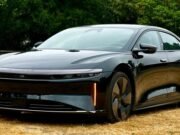 El sedán de lujo rápido y digno con una gran necesidad