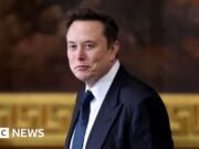Elon Musk compra $ 1 mil millones en acciones de Tesla