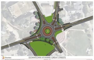 Los residentes de Cape Cod Town amados por los Kennedys se fusionan en el plan “peligroso” para el centro de la ciudad