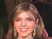 La familia del corazón roto de la heredera griega que murió después de ser mordida por un insecto amenaza acciones legales contra hospitales relacionados con la “negligencia del médico”