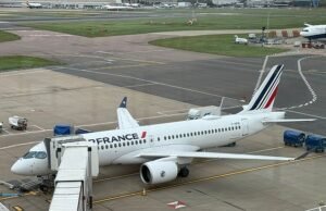 El primer pequeño migrante regresó a Francia como parte del “ uno en, uno ”
