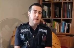 Ahora, la “policía” de la policía británica compromete a la abuela del cáncer a disculparse por “perturbar” la publicación de Facebook o enfrentar una investigación