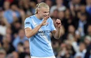 Man City 2-0 Napoli: Erling Haaland llega al último punto de referencia en un tiempo récord para el alivio de Pep Guardiola, como el regreso de Kevin de Bruyne se interrumpe