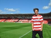 Louis Tomlinson fue “ atacado sin suspensión por delincuentes de fraude de pensiones ” en la oferta fallida de varios millones de rovers de Doncaster