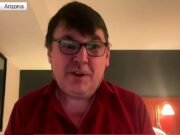 La sátira está muriendo y no pude hacer una comedia como el padre Ted ahora, dice Graham Linehan después de haberse detenido en los mensajes de “anti-trans” X