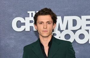 Tom Holland ‘es transportado con urgencia al hospital después de que un trazo de Spider -Man se vuelve horriblemente, lo que obliga al éxito de taquilla de 150 millones de libras a Sterling a detener el tiroteo’ ‘