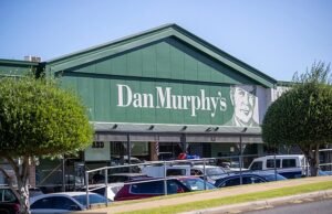 El australiano de alto nivel acusado de haber violado a una mujer en un estacionamiento en Dan Murphy