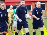 El oficial de policía “ llamó a un paciente para poder arbitrar partidos de fútbol, luego trató de cubrirlo ”