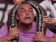 Las caras más extravagantes del mundo han revelado … con el campeón de las semillas a 19 veces derecha