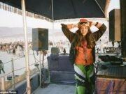 DJ internacional que dijo que no podía trabajar y continuó el fabricante por £ 100,000 £ viajó por el mundo en los festivales “, dijo el tribunal