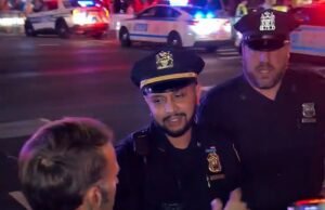 Momento vergonzoso Emmanuel Macron es detenido por la policía de Nueva York mientras la calle está cerrada por la motocicleta de Trump … luego suena a Donald pidiendo ayuda, pero termina teniendo que salir y caminar