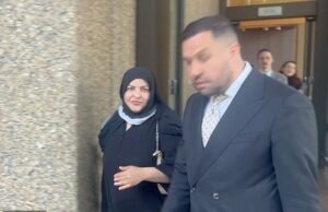 Madre Enam Hmeed está acusado de haber golpeado a su hija después de negarse a casarse con el primo, ya que los policías habrían encontrado el canal remero alrededor del cuello de la joven.