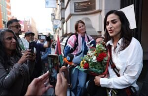 El médico del NHS está autorizado para mantener su trabajo después de ser acusado de haber negado el Holocausto y la imagen de la marca “peor que los nazis”, mientras que el Secretario de Salud se estremece con la decisión