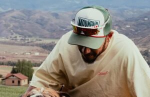 Lewis Hamilton revela que su amado Vegan Buldog Roscoe, de 12 años, se redujo después de cuatro días de soporte vital