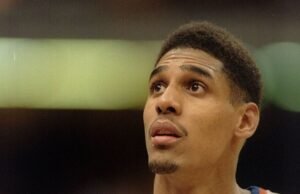 La leyenda del baloncesto de Syracuse y el ex portero de la NBA Lawrence Moten es encontrado muerto en su casa en Washington DC a los 53 años