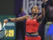 US Open 2025: Coco Goorf sabe que necesita hacer un cambio técnico a medida que se acumulan problemas de falla doble