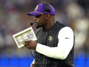 El archivo de los abogados de Flores para reexaminar el orden del arbitraje