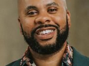 ¿Cómo hablar con nuestros vecinos sobre su confuso estacionamiento?