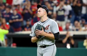Tigres Ace Tarik Skubal Visite David Fry en el hospital después de las fracturas de Guardianes rápidos DH