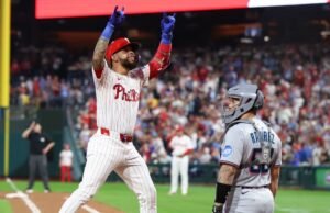 Los Filis golpearon los 8 circuitos para ganar el adiós en la primera ronda
