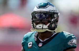 Nick Sirianni piensa que J Brown quiere quedarse con las Águilas