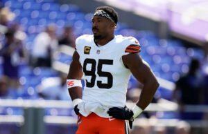 Myles Garrett después de que Browns permita 31 puntos en la segunda mitad en la derrota ante los Cuervos: “Esta mierda es vergonzosa”