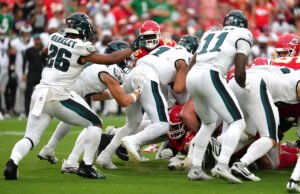 La NFL dice que las Águilas deberían haber sido reportadas para la conversión de “Tash-Push” del cuarto trimestre en victoria sobre Chiefs: Informe