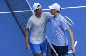 MIRAR: Atmane CDYES Birland Boy Sinner Pokémon Card antes de que Cincinnati abran en las semifinales