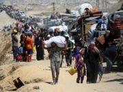 Los palestinos huyen mientras Israel ataca a la ciudad de Gaza con “fuerza sin precedentes”