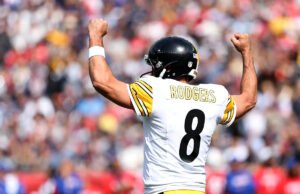 Aaron Rodgers excede a Brett Favre en la lista de TD de todos los tiempos de la NFL, se mueve en cuarto lugar por sí mismo