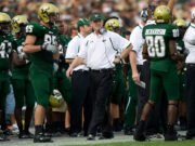 El ex entrenador de la USF, Jim Leavitt, no asistirá a la ceremonia de Entronement en la escuela de la escuela