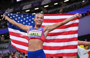 Anna Hall se convierte en la primera campeona del mundo estadounidense en heptatlón de Jackie Joyner-Kersee