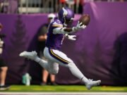 Los vikingos CB Isaiah Rodgers Force 3 reversiones obtienen 2 tocados en el primer medio tiempo histórico contra la ofensiva de Bengals ineptos