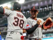 Los guardianes son 1 juego del mayor regreso en la historia de la MLB
