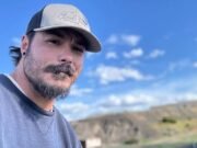 Sigue siendo considerado Travis Decker encontrado en Washington Wilderness del mes después de los asesinatos de tres jóvenes