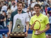 Roundup ATP: Bublik gana el primer título de arcilla en Swiss Open, Shapovalov se convierte en campeón en Los Cabos