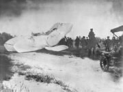 17 de septiembre, el accidente de avión mata a una persona por primera vez