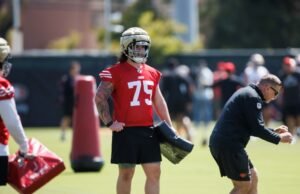 El fuerte debut de Connor Colby justifica el enfoque de la línea 49ers ‘Brawnyball’