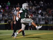 De la habitación celebra el rally Grant-Sacramento, mejora a 4-0