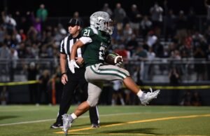 De la habitación celebra el rally Grant-Sacramento, mejora a 4-0