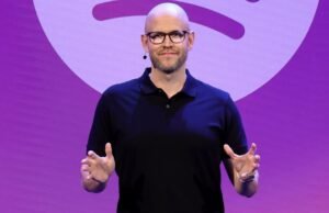 Daniel Ek se retira como CEO de Spotify