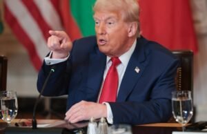 Se lanza el disfraz de Trump contra el New York Times