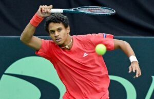 Canadá supera el empate de la Copa Davis con Israel en el estadio Halifax vacío