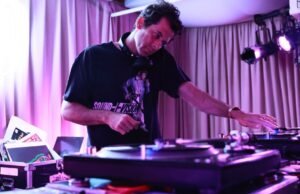 Mark Ronson para marcar la adaptación “Narnia” de Greta Gerwig para Netflix