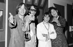 Bobby Hart muere a los 86 años; El compositor coescribió ‘Último tren a Clarksville’ y otros éxitos para Monkees-the Mercury News