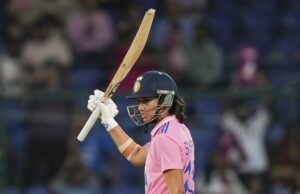 Smriti Mandhana el más rápido del siglo II de la Odi femenina